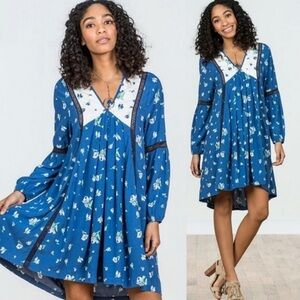 Matilda Jane Med Blue White Day Tripping Floral Swing Dress Bohemian Lace Flowy